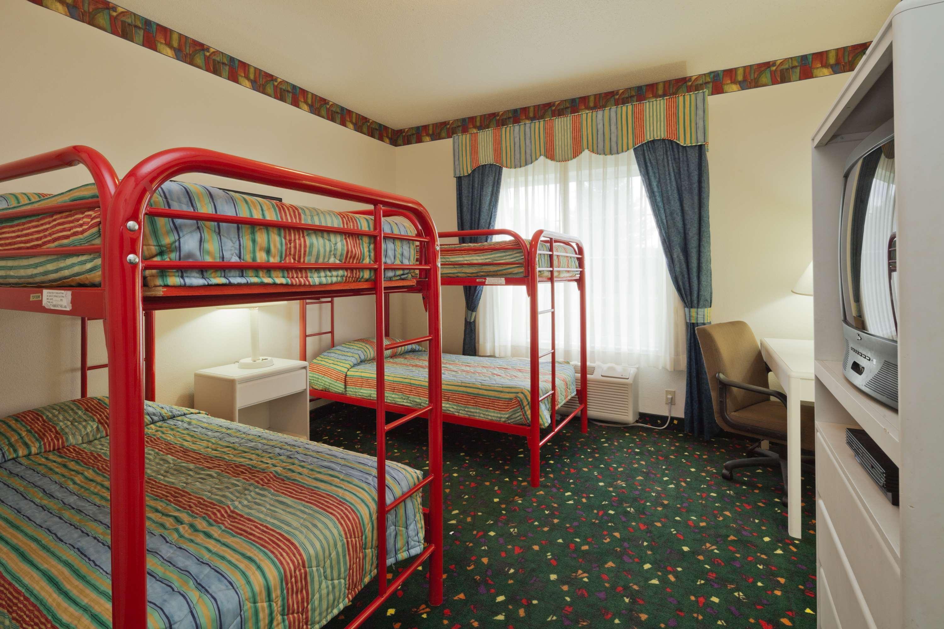 Country Inn & Suites By Radisson, 普雷里德欣 外观 照片